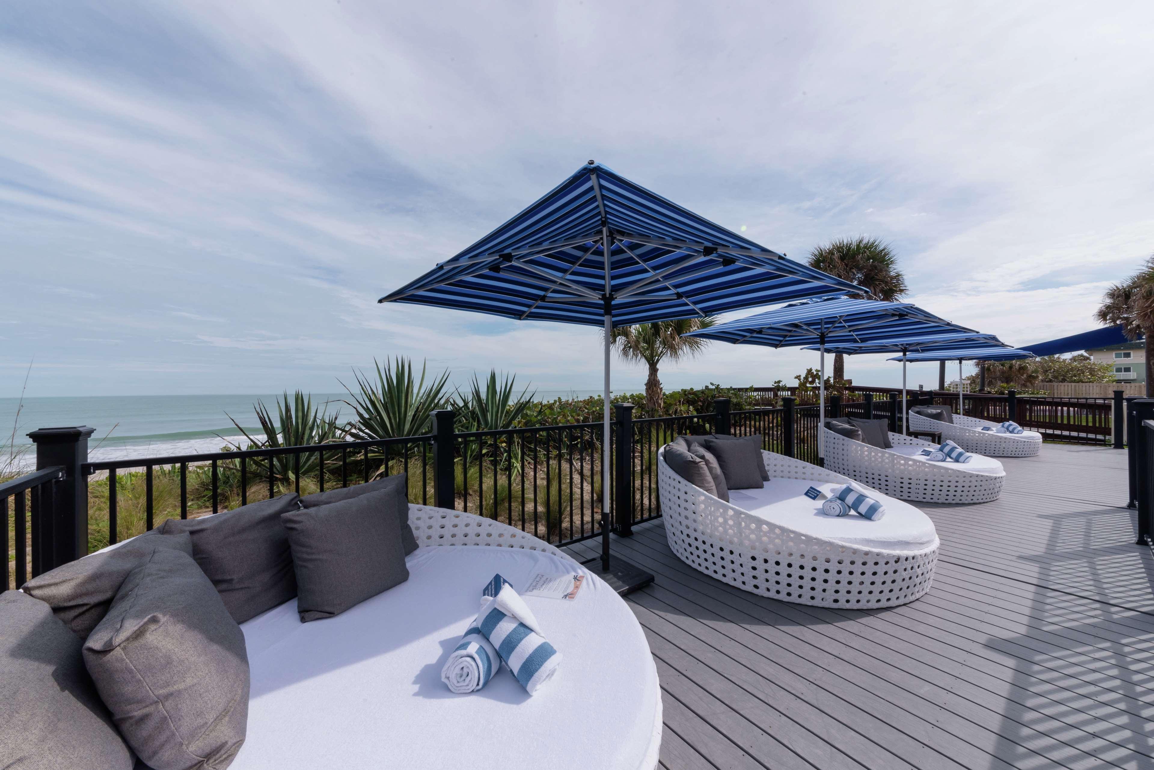 Hilton Melbourne Beach Oceanfront Экстерьер фото