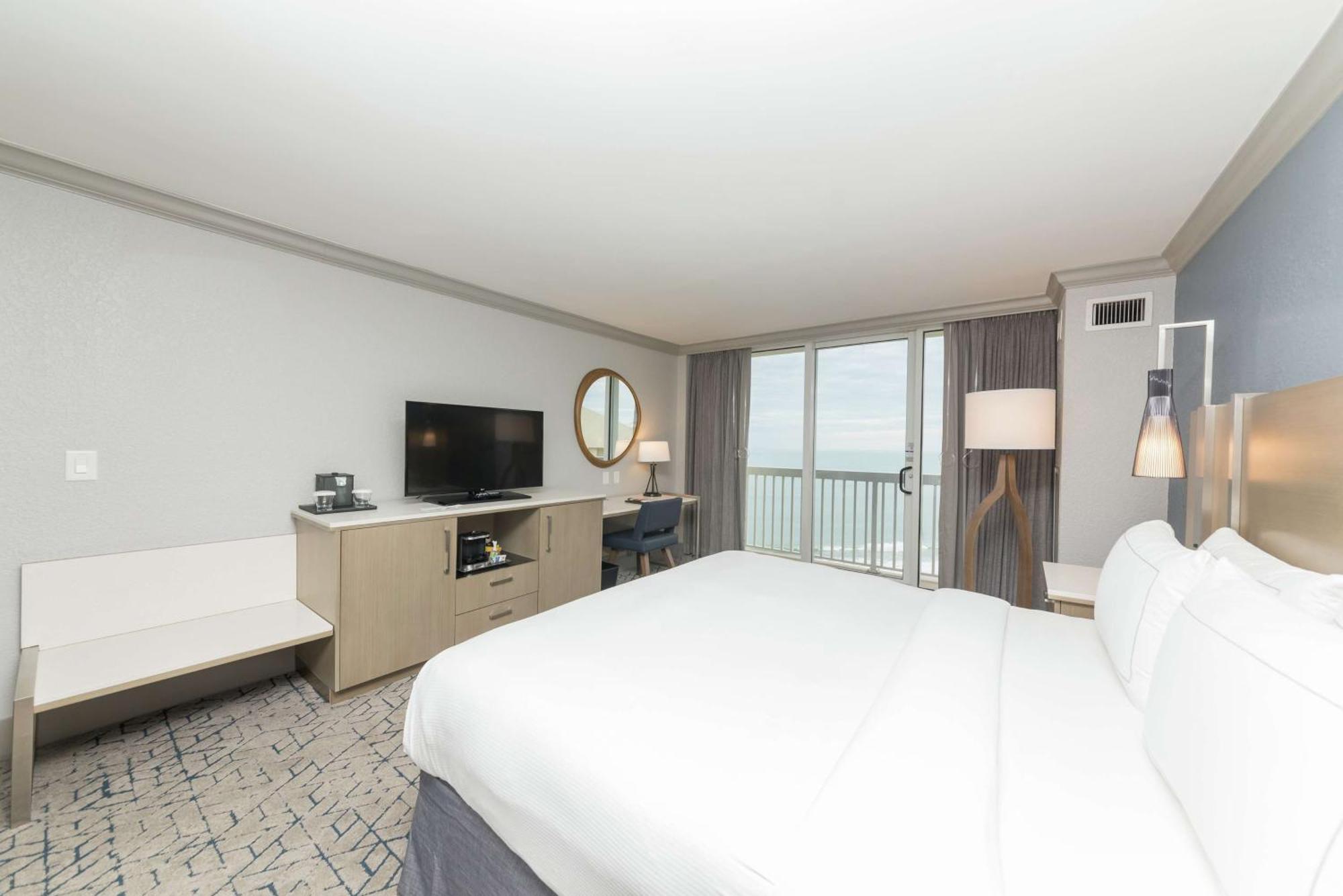 Hilton Melbourne Beach Oceanfront Экстерьер фото