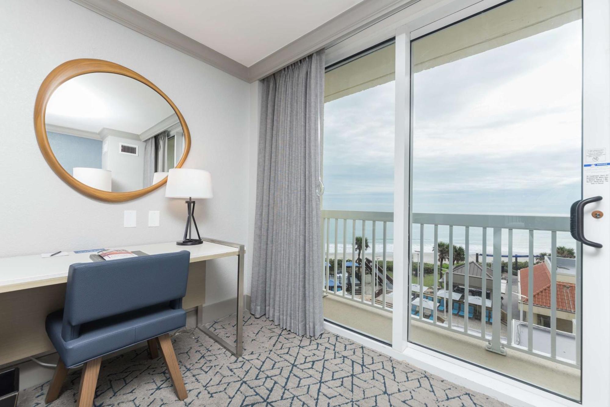 Hilton Melbourne Beach Oceanfront Экстерьер фото