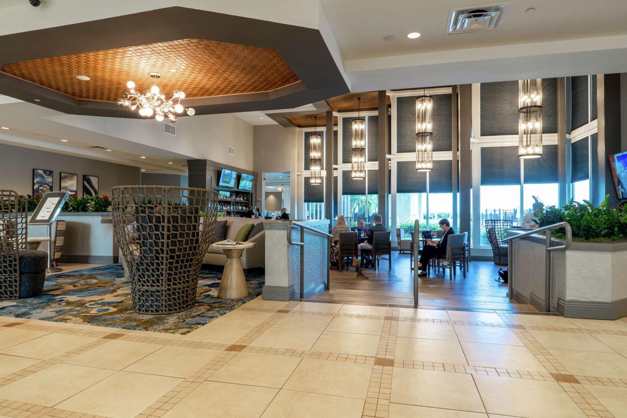 Hilton Melbourne Beach Oceanfront Экстерьер фото